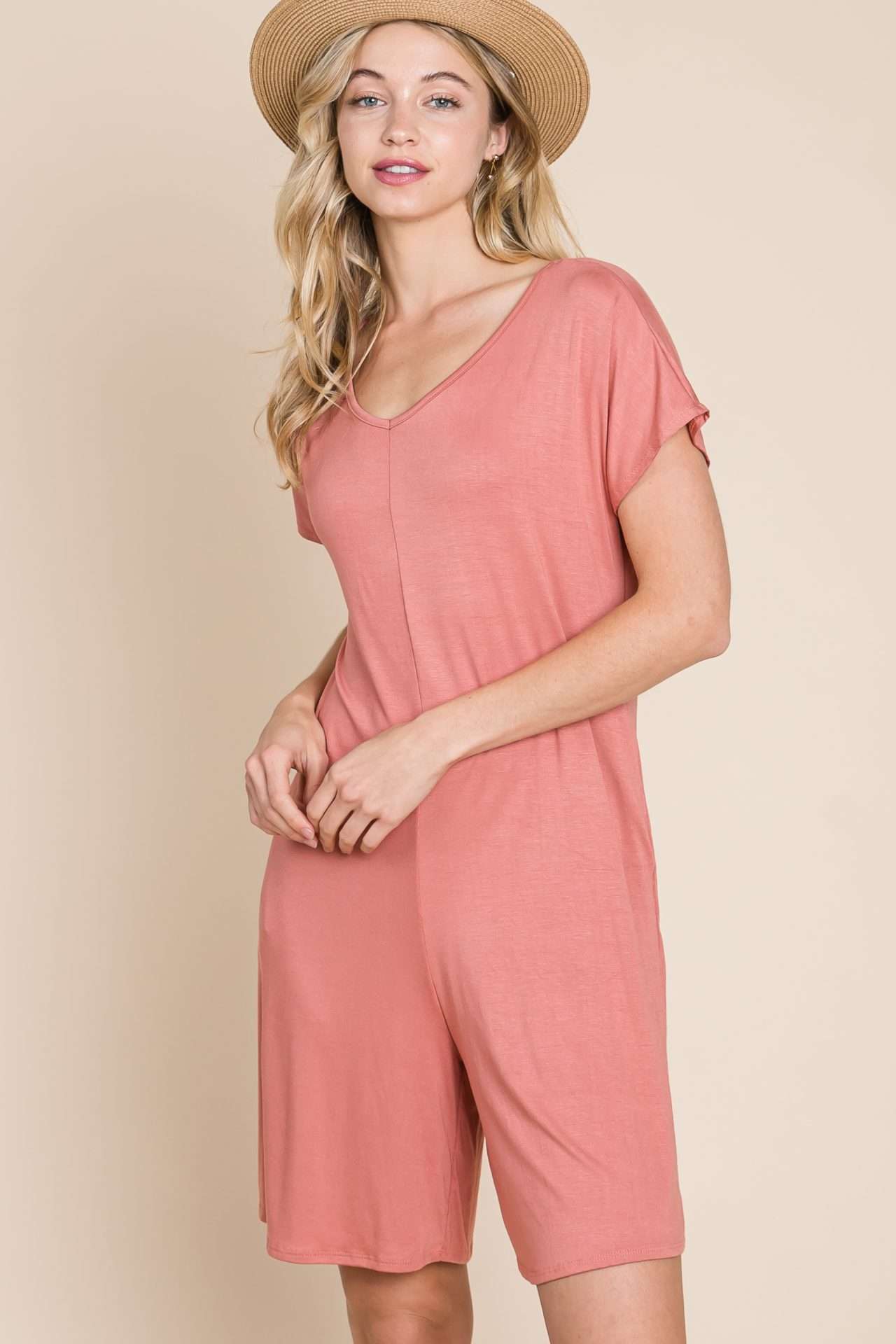 DA1291 SOLID ROMPER WITH POCKETS