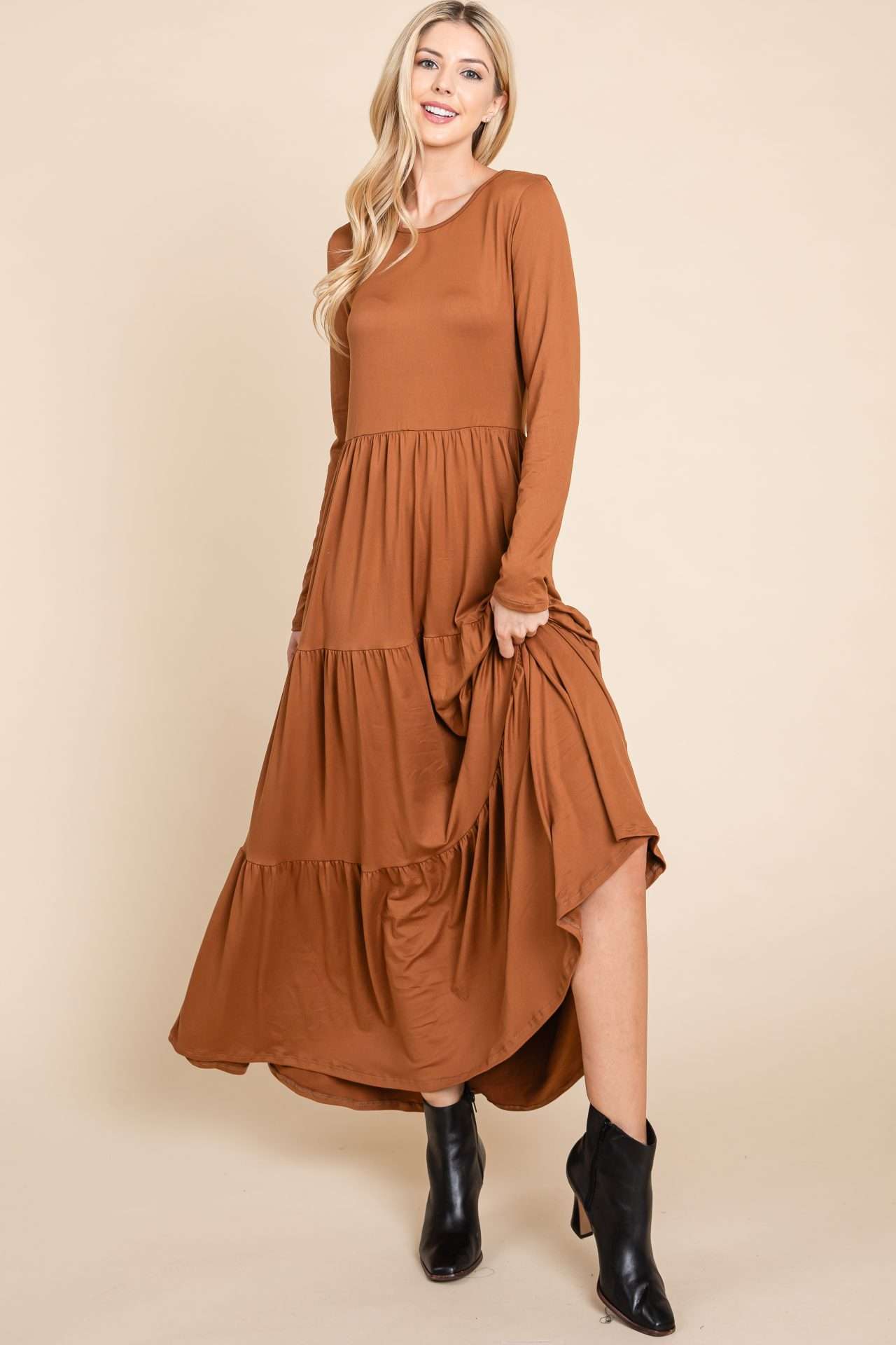 DL1240 TIERED MAXI DRESS